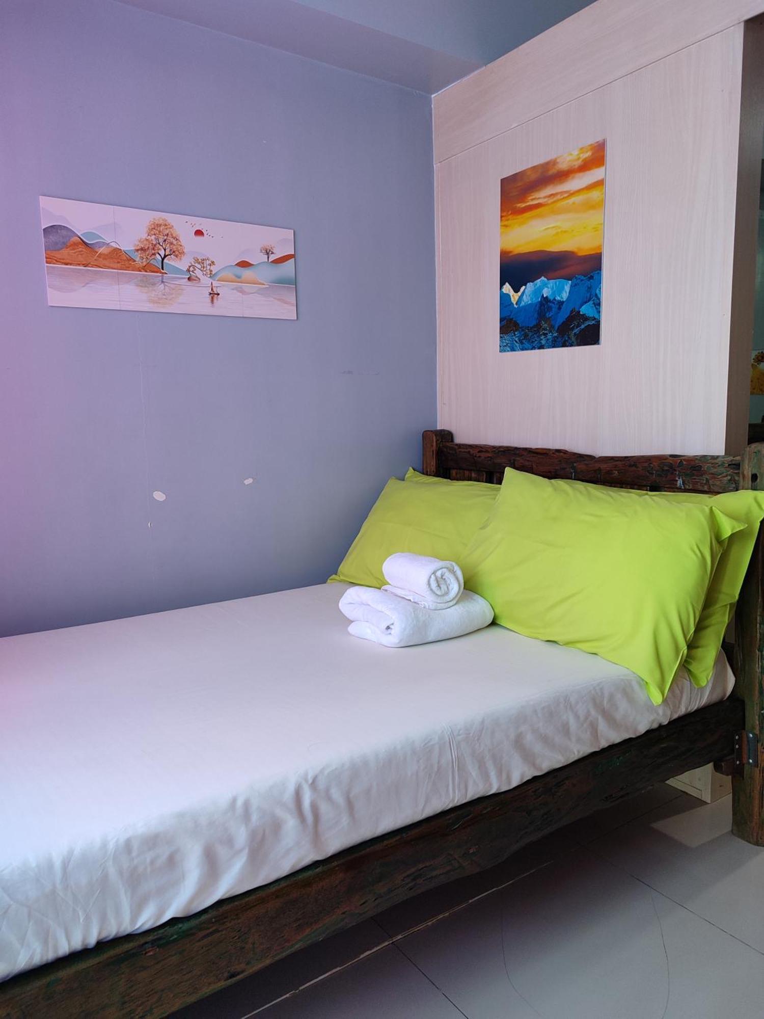 Apartment Sea Residences Tower A Vacation Infront Of Moa, Searesidences Tower A , Near Picc, Smx, Arena, Dfa, Ayala Mall, World Trade, Naia123 *